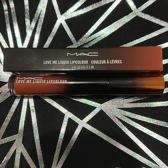 NEW! M•A•C LOVE ME LIQUID LIPCOLOUR - Picture 8 of 10